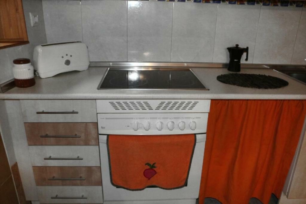 Casa Rural Los 2 Yugos Navaluenga Esterno foto